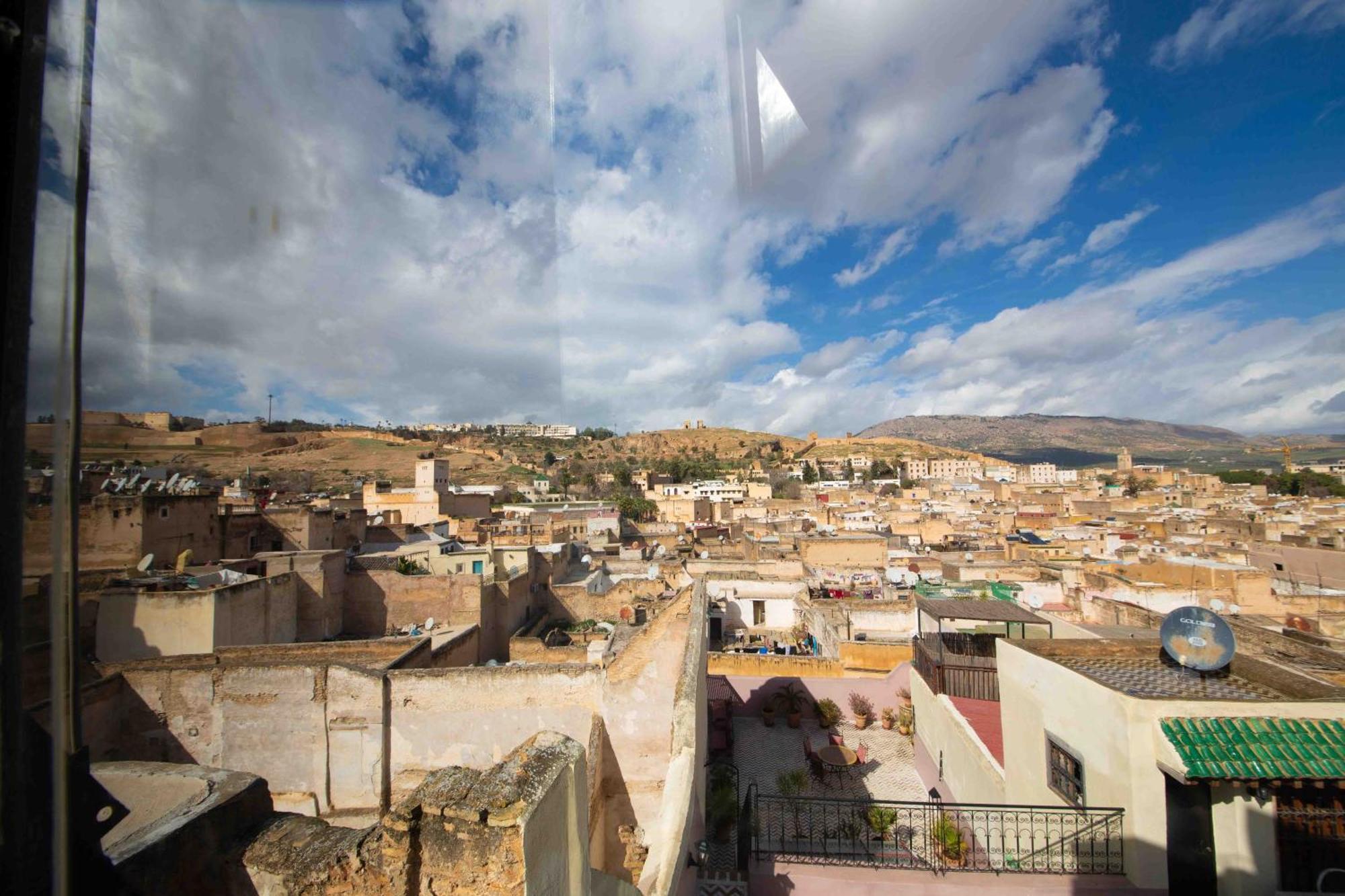 Riad Le Petit Patrimoine De Fès Exteriör bild